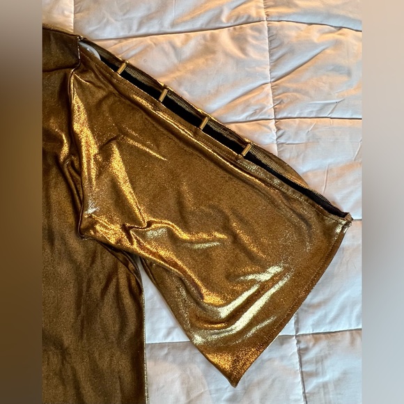 NWT MICHAEL Michael Kors gold shimmering blouse with black lining. Very pretty! - Picture 3 of 10